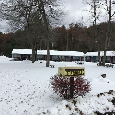 Warrensburg Inn & Suites - 6 Mi To Lake George Luaran gambar