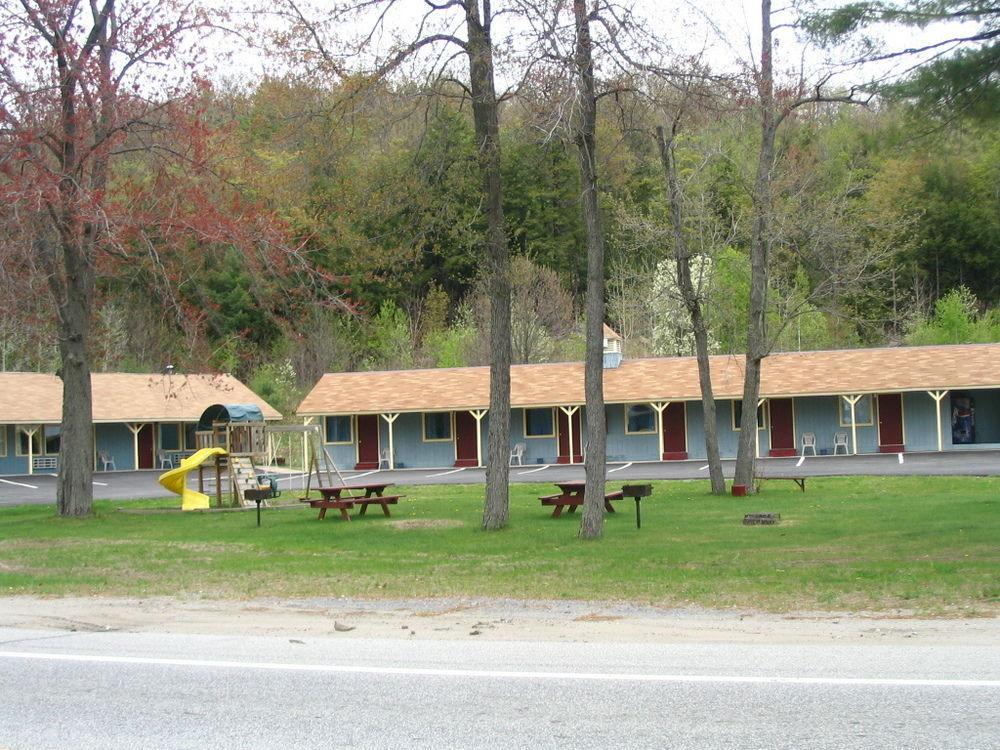 Warrensburg Inn & Suites - 6 Mi To Lake George Luaran gambar